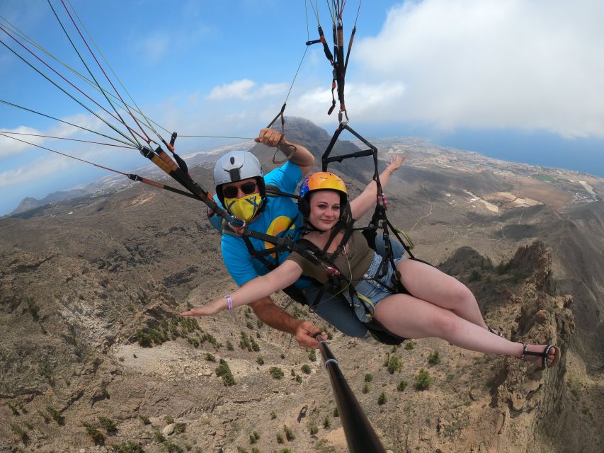 Tenerife: Paragliding with National Champion Paraglider - Getting Picked Up in Costa Adeje and Set for Launch