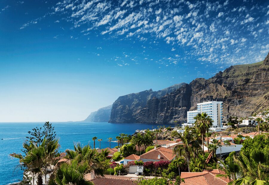 Tenerife: Private Day Tour of the Island with Hotel Pickup - Hotel pickup to the first scenic turn in Tenerife