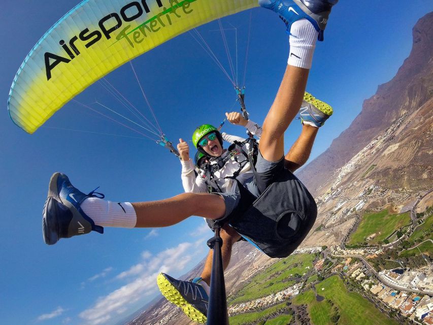 Tenerife: Tandem Paragliding Flight with Pickup - The Flight: Updraft Hunting, Commentary, and Controlled Moments