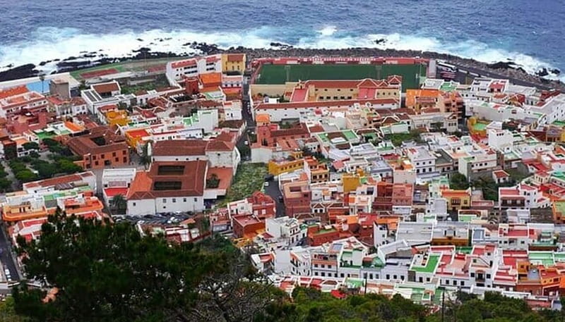 Tenerife: Teide, Icod de los Vinos & Garachico Full Day Tour - What to Pack for a Rain-or-Shine Day