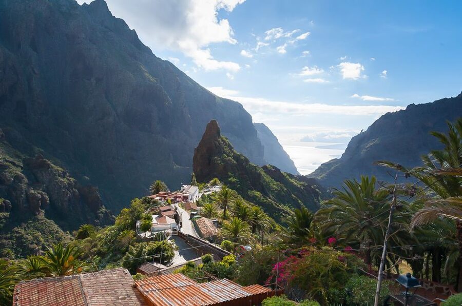Tenerife: Teide National Park Full-Day Tour with Pickup - Garachico: 1706 volcanic history meets a working town