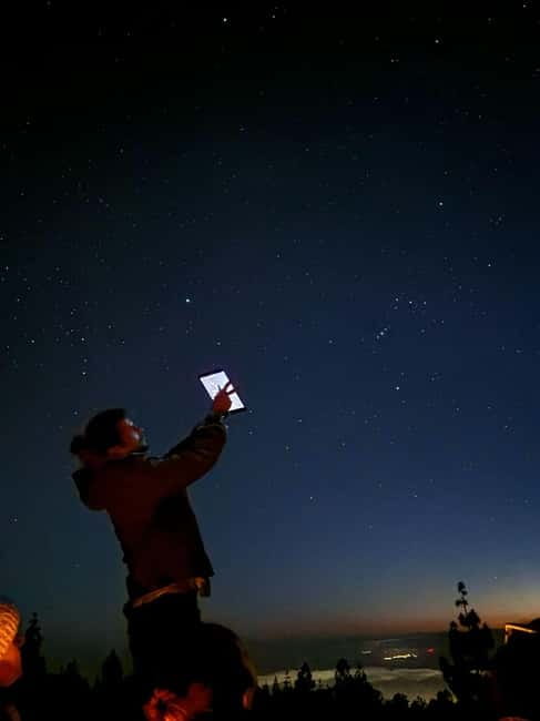 Tenerife: Teide National Park Sunset Picnic and Stargazing - Guides and group size: why small beats big here
