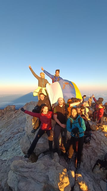 Tenerife: Teide Night Hike to Watch Sunrise and Shadow - Reaching 3718m: the climb, the altitude, and the pacing